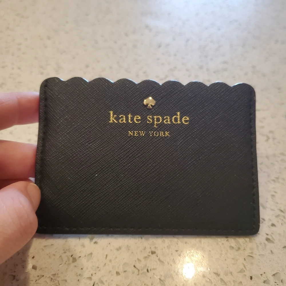 Kate Spade Back White Scalloped Card Holder Gold Leather Neutral Preppy Small